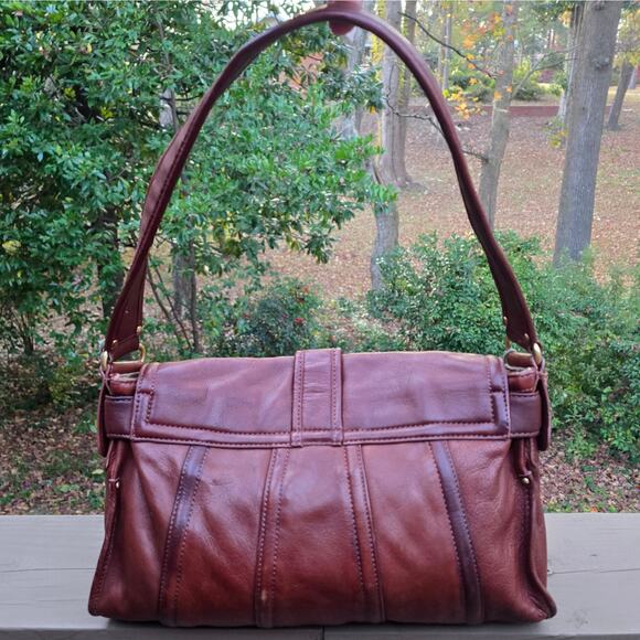 Brown Leather Purse Liz Claiborne Flap Handbag Gild Tone Hardware Satchel - Picture 3 of 9